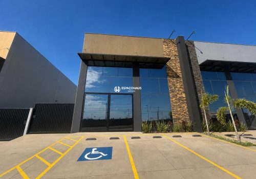 Galpão Comercial / Industrial com 376m² no bairro Residencial Monte Verde em Indaiatuba