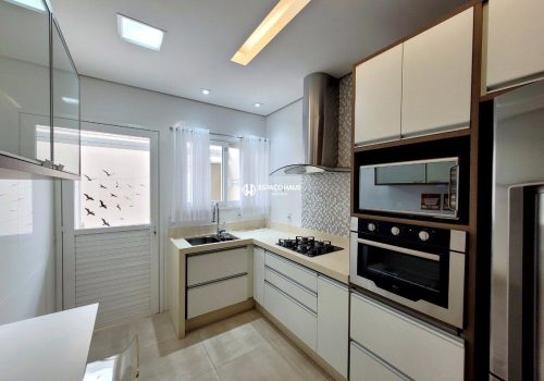 Casa em Condomínio com 186m², 3 quartos no bairro Vila Suíça em Indaiatuba