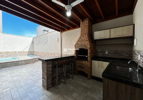 Casa em Condomínio com 186m², 3 quartos no bairro Vila Suíça em Indaiatuba