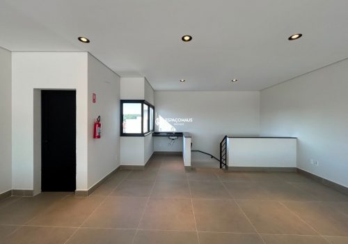 Galpão Comercial / Industrial com 150m² no bairro Jardim Monte Carlo em Indaiatuba
