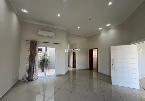 Casa em Condomínio com 165m², 3 quartos no bairro Jardim Residencial Terra Nobre em Indaiatuba