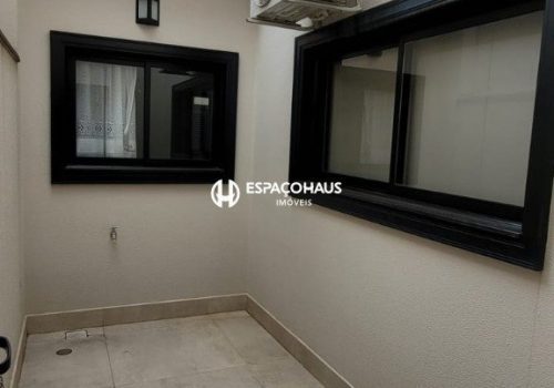 Casa em Condomínio com 270m², 4 quartos no bairro Jardim Residencial Dona Lucilla em Indaiatuba