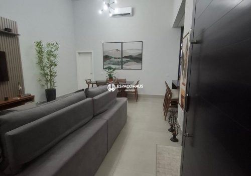 Casa em Condomínio com 134m², 3 quartos no bairro Jardim Bréscia em Indaiatuba