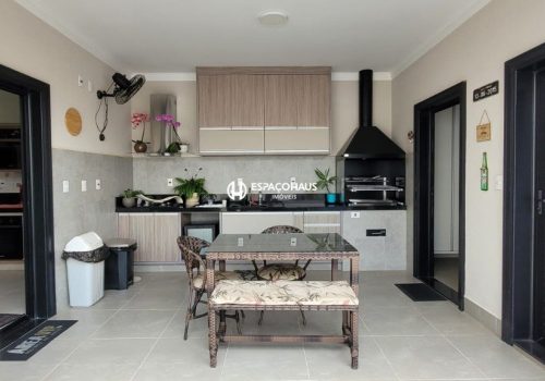 Casa em Condomínio com 270m², 4 quartos no bairro Jardim Residencial Dona Lucilla em Indaiatuba