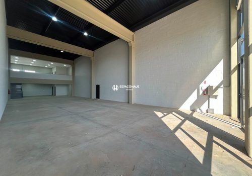 Galpão Comercial / Industrial com 376m² no bairro Residencial Monte Verde em Indaiatuba