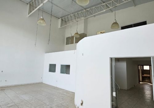 Salão Comercial / Loja com 260m² no bairro Jardim Colonial em Indaiatuba