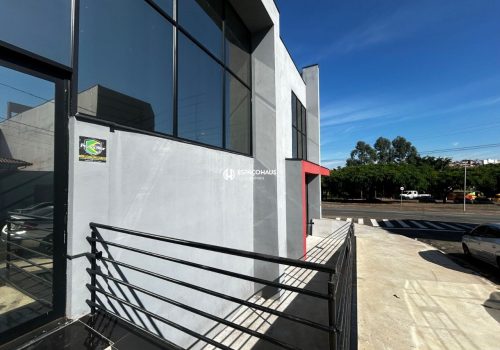 Galpão Comercial / Industrial com 244m² no bairro Jardim São Francisco em Indaiatuba