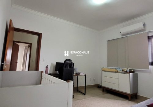 Casa em Condomínio com 270m², 4 quartos no bairro Jardim Residencial Dona Lucilla em Indaiatuba