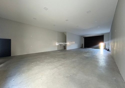 Salão Comercial / Loja com 222m² no bairro Jardim dos Colibris em Indaiatuba