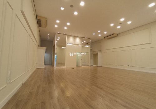 Salão Comercial / Loja com 207m² no bairro Centro em Indaiatuba