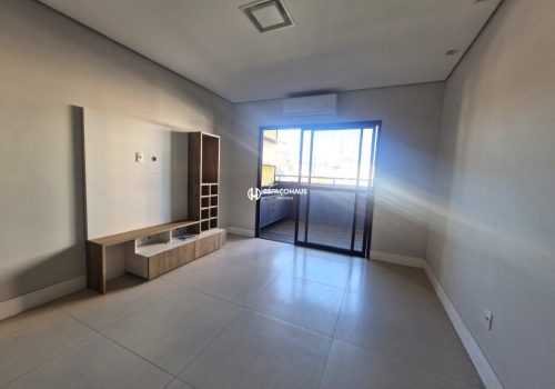 Apartamento para Alugar com 129m², 3 quartos no bairro Centro em Indaiatuba