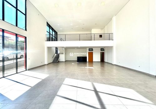 Galpão Comercial / Industrial com 244m² no bairro Jardim São Francisco em Indaiatuba