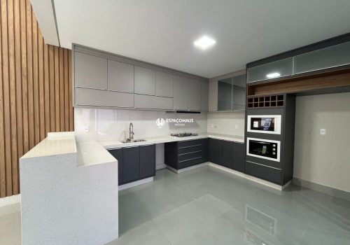 Casa em Condomínio com 194m², 3 quartos no bairro Jardim Residencial Dona Maria Candida em Indaiatuba