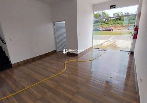Galpão Comercial / Industrial com 425m² no bairro Comercila Bortoletto em Indaiatuba