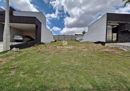 Terreno em Condomínio com 300m² no bairro Colinas de Indaiatuba em Indaiatuba