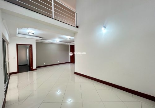 Casa em Condomínio com 350m², 4 quartos no bairro Chácara Areal em Indaiatuba